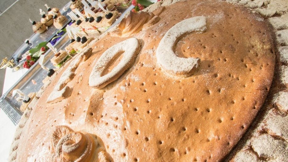 Ristorazione sala polivalente EOC, buffet pane